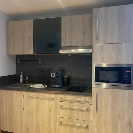 Apartment Independant Proche Centre Et Parking *